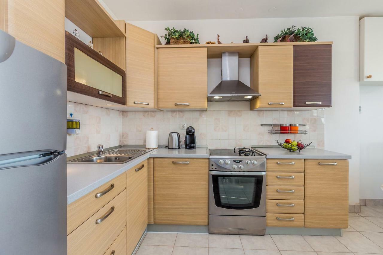 Apartment Lucky 1 Rijeka Buitenkant foto