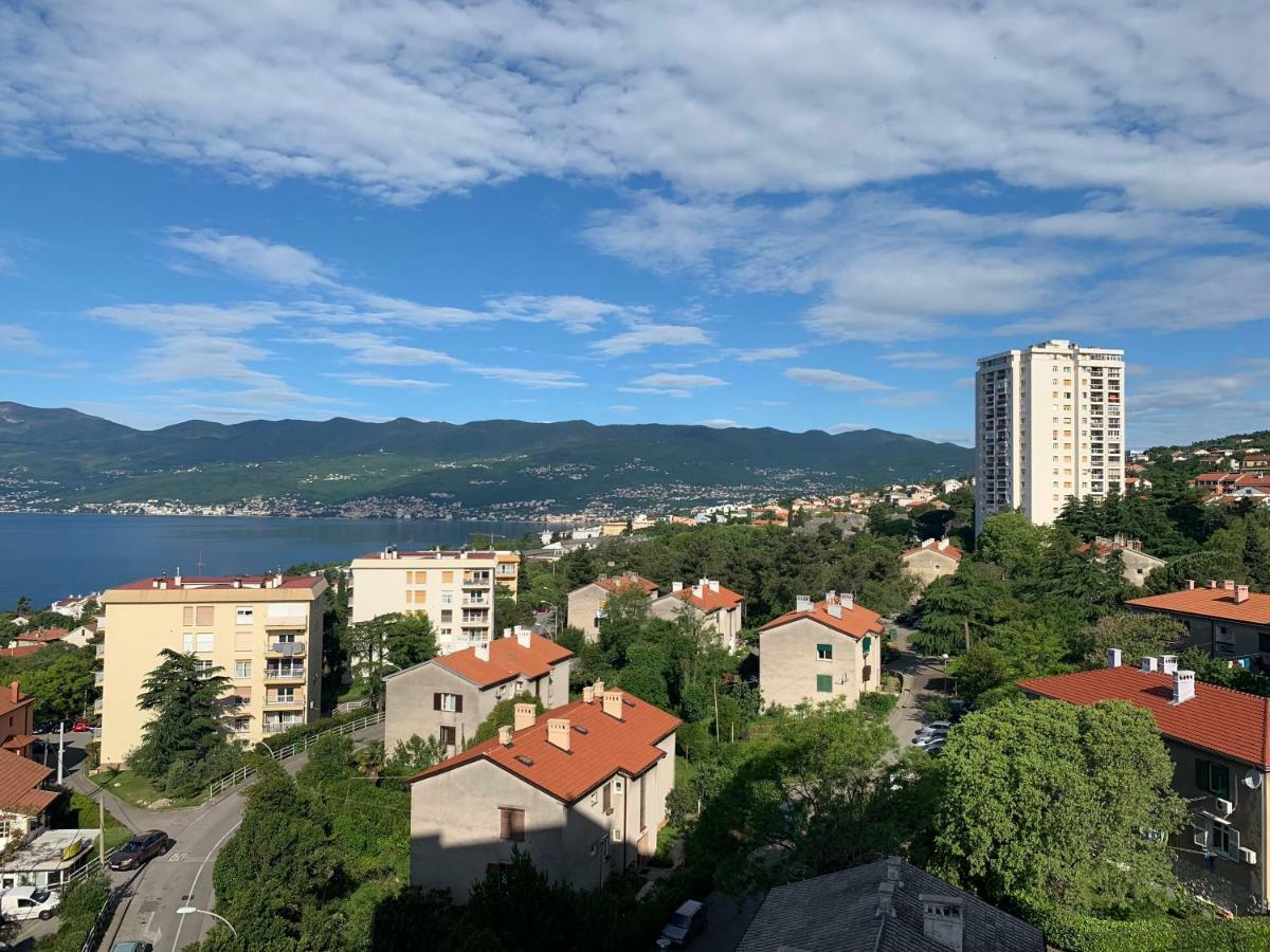 Apartment Lucky 1 Rijeka Buitenkant foto
