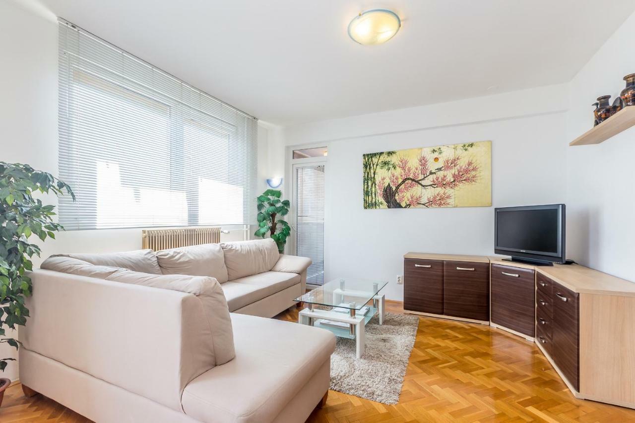 Apartment Lucky 1 Rijeka Buitenkant foto